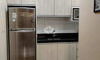 Imagem 5: Apartamento semimobiliado com 2 quartos uma vaga de garagem coberta e com 52m, de frente p