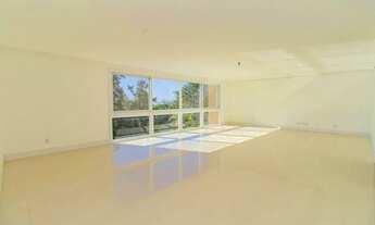 Imagem 3: Amplo Apartamento em frente Veleiros do Sul