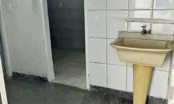 Imagem 3: Casa Kitnet para alugar no bairro Macuco em Santos