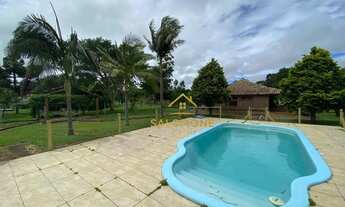 Imagem 4: Lindo sítio Rústico medindo 4000me com 4 dormitórios e piscina