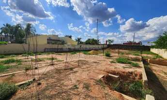 Imagem 2: Excelente terreno de 1.657,03m² no Condomínio Monte Carlo