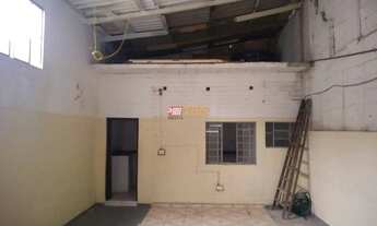 Imagem 3: Prédio Comercial e Residencial com 02 Salões e 02 Apartamentos -Ótimo para Investidores