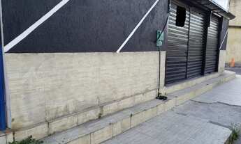 Imagem 2: Alugo ótima loja na Rua Fonseca - Rua do Cassino Bangu