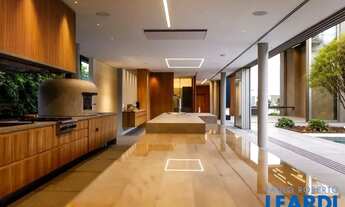 Imagem 7: CASA EM CONDOMÍNIO - TAMBORÉ 2 - SP