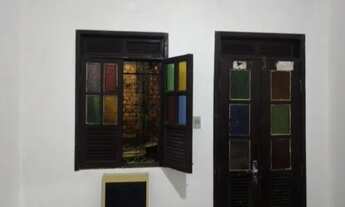 Imagem: Vendo casa com dois quartos em Itacaranha