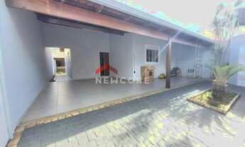 Imagem 3: Casa em Rua Márcio Ribeiro da Silva - Chácaras Tubalina e Quartel - Uberlândia/MG