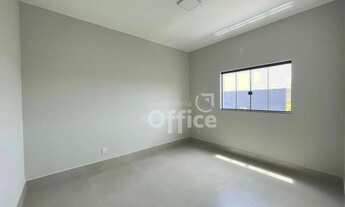 Imagem 4: Casa Sobreposta, com pavimento superior e entrada reduzida por R$230.000,00