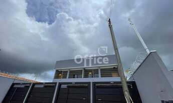 Imagem: Casa Sobreposta, com pavimento superior