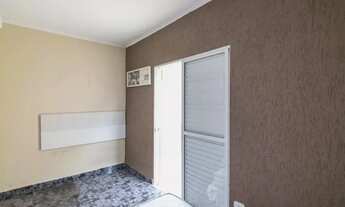 Imagem 3: Sobrado em Utinga com 3 dormitórios, sendo uma suíte , mais dois cômodos e um banheiro sep