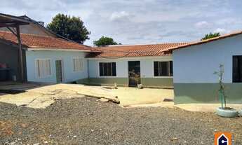 Imagem: Casa à venda na Nova Russia