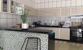 Imagem 4: Vendo casa em ótima localização aceito propostas