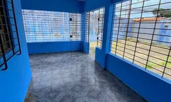 Imagem 5: Casa com 3 qts sendo 02 suítes, totalmente nascente, gradeada, em rua calçada, à venda, p