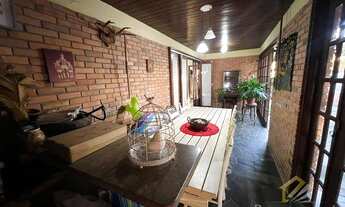 Imagem 7: Casa e Sobrado de 4 dormitórios à Venda - Xangri-lá