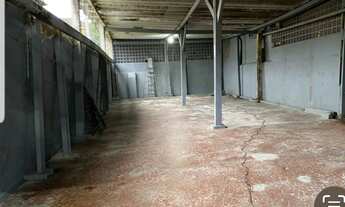 Imagem 5: Sobrado comercial para aluguel e venda possui salão com 350 m2 de vão livre