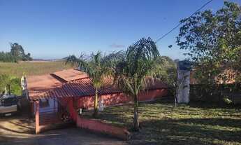 Imagem 2: Chácara com piscina