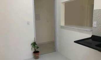 Imagem 3: Apartamento com 2/4 na Pituba