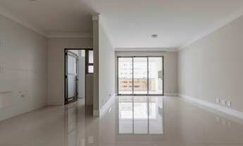 Imagem 3: Apartamento para venda possui 108 metros quadrados com 2 quartos em Centro - Florianópolis