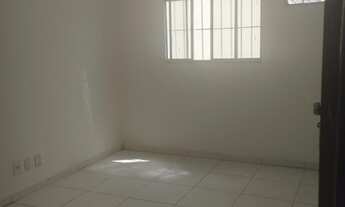 Imagem 2: Lauro de Freitas 2/4, sala ampla, garagem, próximo a praia de Ipitanga!