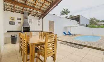 Imagem 2: Casa para venda possui 50 metros quadrados com 3 quartos em Embaré - Santos - SP