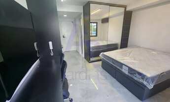 Imagem 5: Apartamento studio moderno reformado e mobiliado em prédio com estrutura de lazer completo