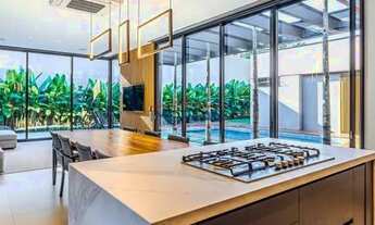 Imagem 6: Casa com 3 suítes em condomínio alto padrão