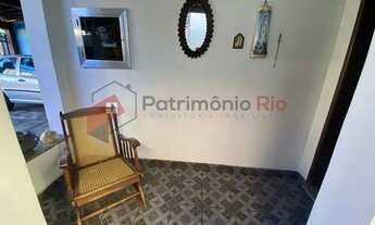 Imagem 2: Excelente casa frente de rua na Vila Kosmos com 3 quartos, 2 vagas e quintal