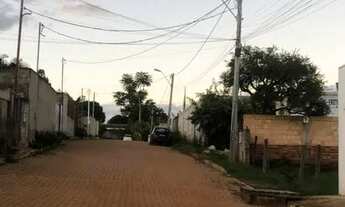 Imagem: ARNIQUEIRAS LOTE PLANO 250M2, COND.ANTIGO