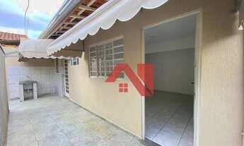 Imagem 1: Casa com 1 dormitório para alugar, 48 m² por R$ 850,00/mês - Jardim Igaçaba - Mogi Guaçu/S