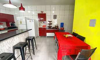 Imagem 5: Casa linda e espaçosa com 4 quartos