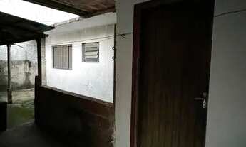 Imagem 1: Aluga-se Edicula com vaga na garagem Presidente Dutra