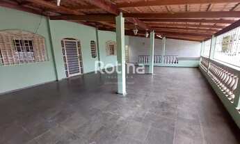 Imagem 2: Casa para aluguel, 3 quartos, 1 suíte, 3 vagas, Lídice - Uberlândia/MG