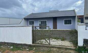 Imagem 2: Casa para Venda em Balneário Piçarras, Itacolomi, 3 dormitórios, 1 suíte, 2 banheiros, 1 v