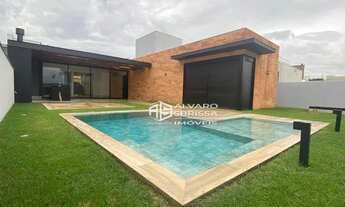 Imagem 1: Casa à venda com 4 suítes no Condomínio Villas do Golfe em Itu SP