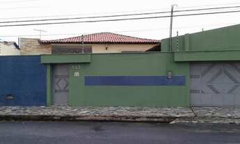 Imagem: Casa para venda tem 350 m2 com 5 quartos