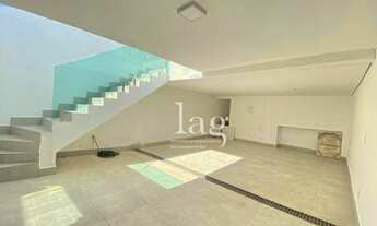 Imagem 2: Sobrado em localização central