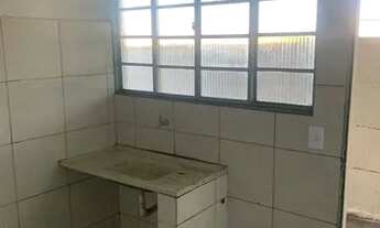 Imagem 2: Excelente Casa de 03 Quartos no Bairro Lindeia