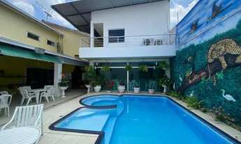 Imagem 2: Vendo Casa Cond. Residencial Ponta Negra 1, 6 suítes , mobiliada