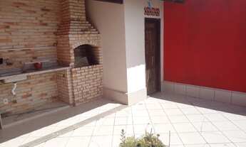 Imagem 4: Casa para aluguel possui 220 metros quadrados com 2 quartos em Miramar - Macaé - RJ