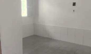 Imagem 2: Casa em frente ao Assaí