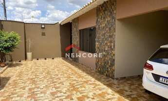 Imagem 3: Casa em Rua Samuel Faustino Romeiro Campoy - Coliseu - Londrina/PR