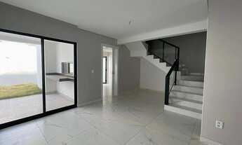 Imagem 6: Casa no Condomínio Vila Zoe com 4 Quartos (3 Suítes) na Frente