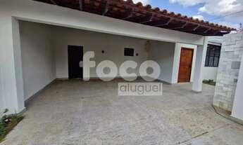 Imagem 2: Casa para aluguel, 4 quartos, 1 suíte, 5 vagas, Jardim Karaíba - Uberlândia/MG