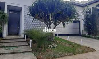 Imagem: Casa no condomínio Jardins Barcelona disponível