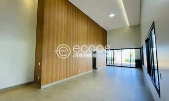 Imagem 5: Casa em condomínio para aluguel, 3 quartos, 3 suítes, 5 vagas, Jardim Botânico - Uberlândi