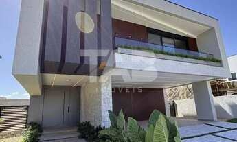 Imagem: Casa de 5 suítes no Caledônia