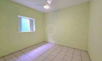 Imagem 4: Casa de rua : / Residencial / Jardim Palladino