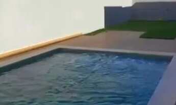 Imagem 6: Excepcional Casa Condomínio Fechado com 4 suítes, piscina, armários, iluminação, e muito