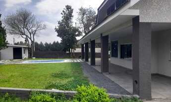 Imagem 2: Chácara com tanque e piscina