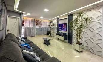 Imagem 2: Casa Térrea com 3 Suítes, Área de Lazer em 300m² à Venda na QSE 15 - Taguatinga Sul