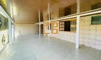 Imagem 4: Casa com 4 quartos para alugar no Conjunto Fabiana em Goiânia-GO